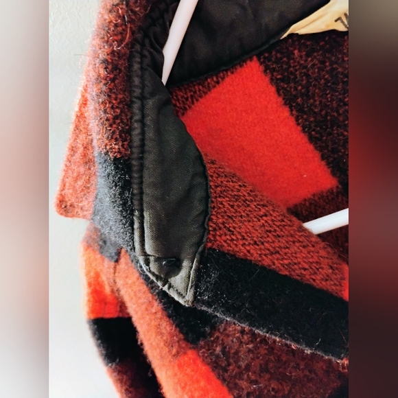 Vintage Women’s Woolrich Buffalo Plaid Heavy Wool Shirt Jacket Size: 16 (Large) - Picture 3 of 12